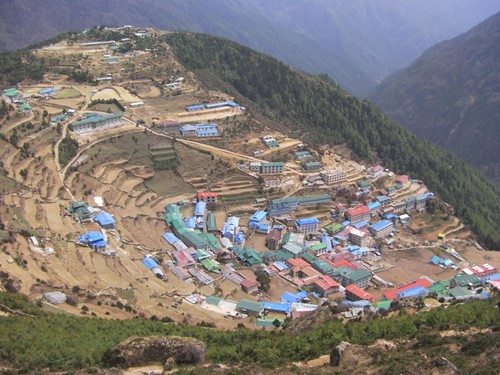 Nepal_Everest base camp Namche Bazaar.JPG