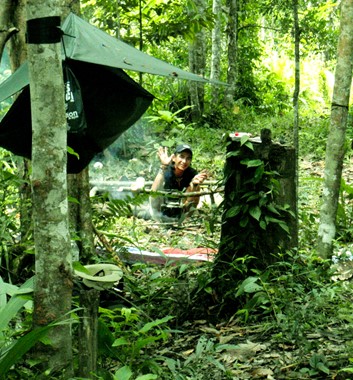 Borneo trekking hammock camp
