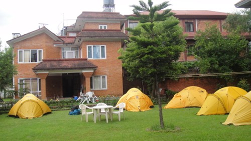 nepal trek food and accommodation.jpg