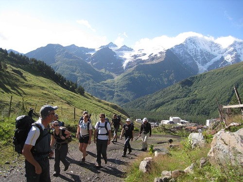 elbrus south - accommodation and food.jpg
