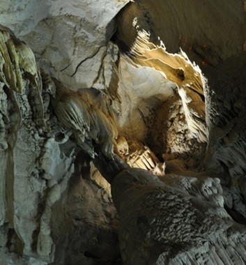 Mulu Caves deer cave