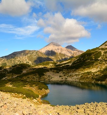 Summits and Ridges of Bugaria - Mount Vihren (2,914m)