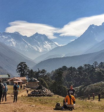 Everest base camp trek panorama