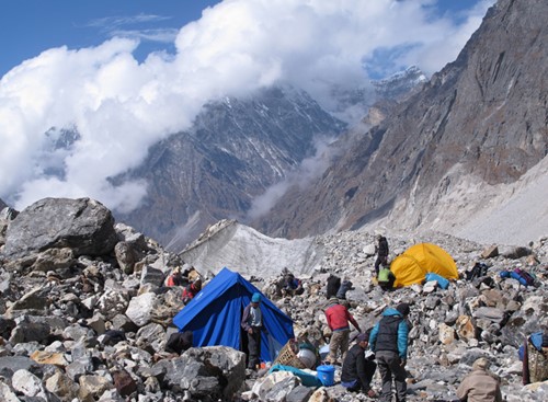 Rolwaling Parchamo high camp